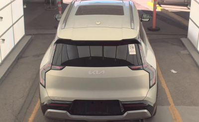 2024 Kia EV9 Land