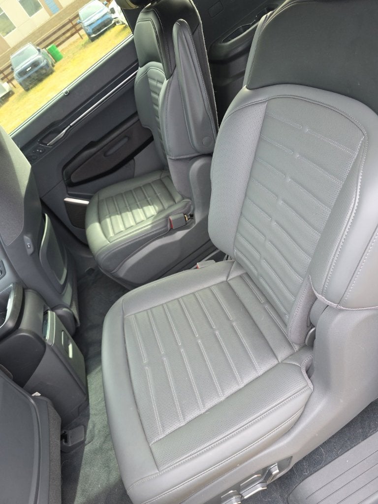 2024 Kia EV9 Land