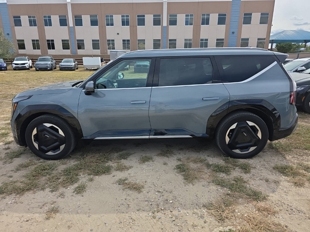 2024 Kia EV9 Land