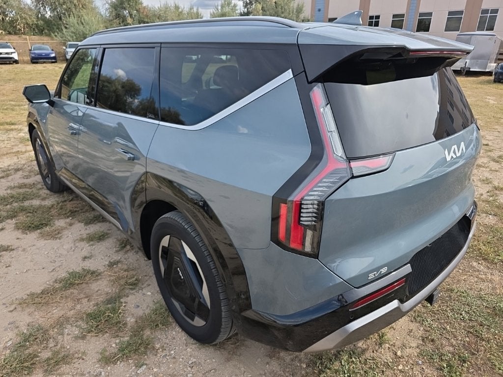 2024 Kia EV9 Land