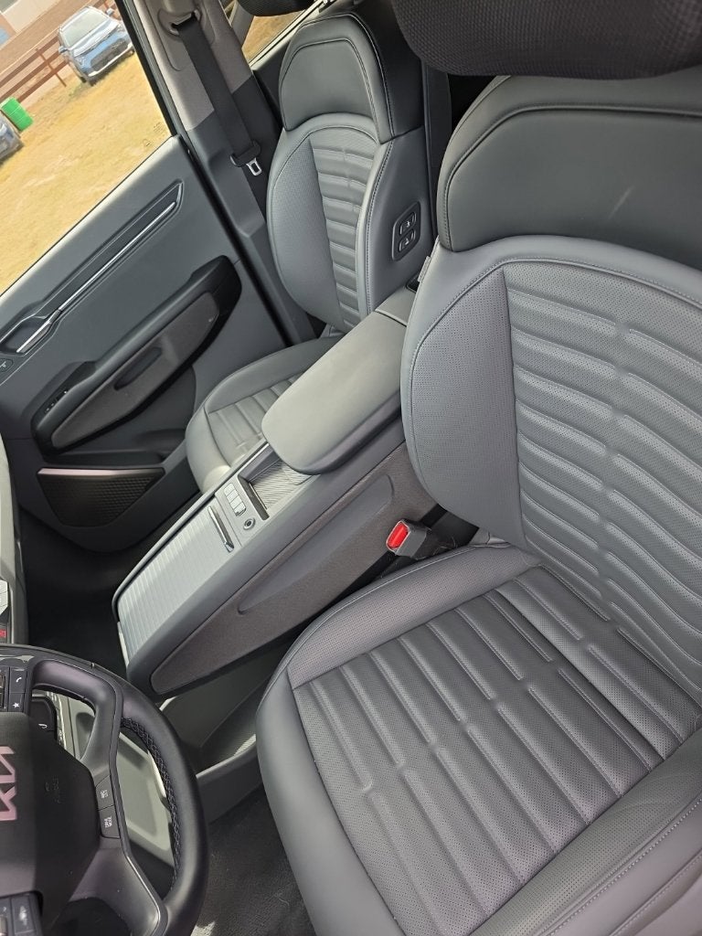 2024 Kia EV9 Land