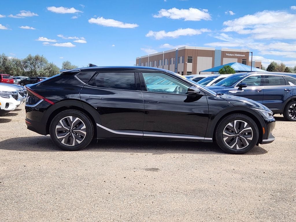 2024 Kia EV6 Light