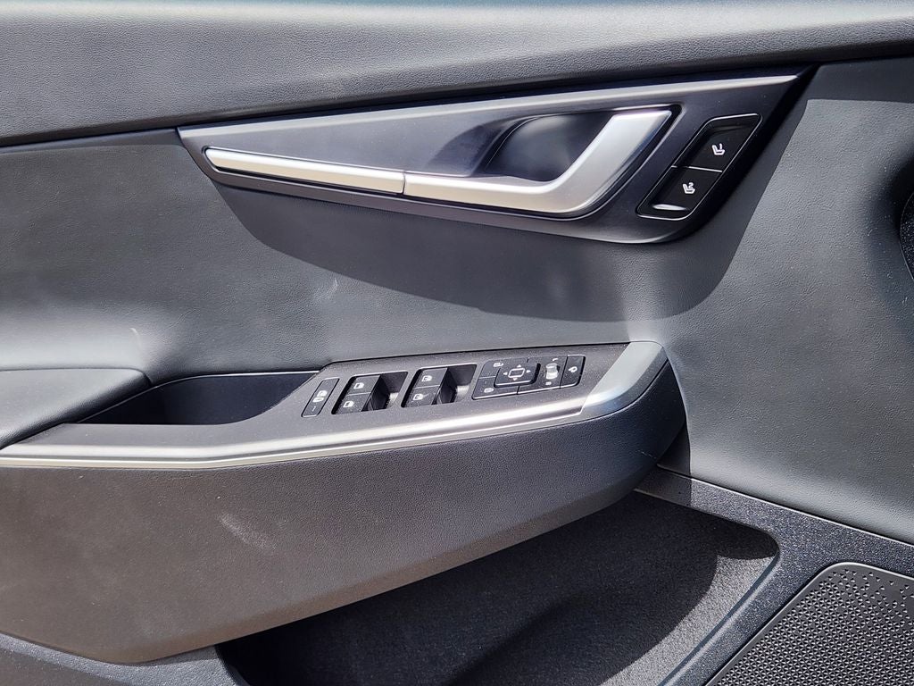 2024 Kia EV6 Light