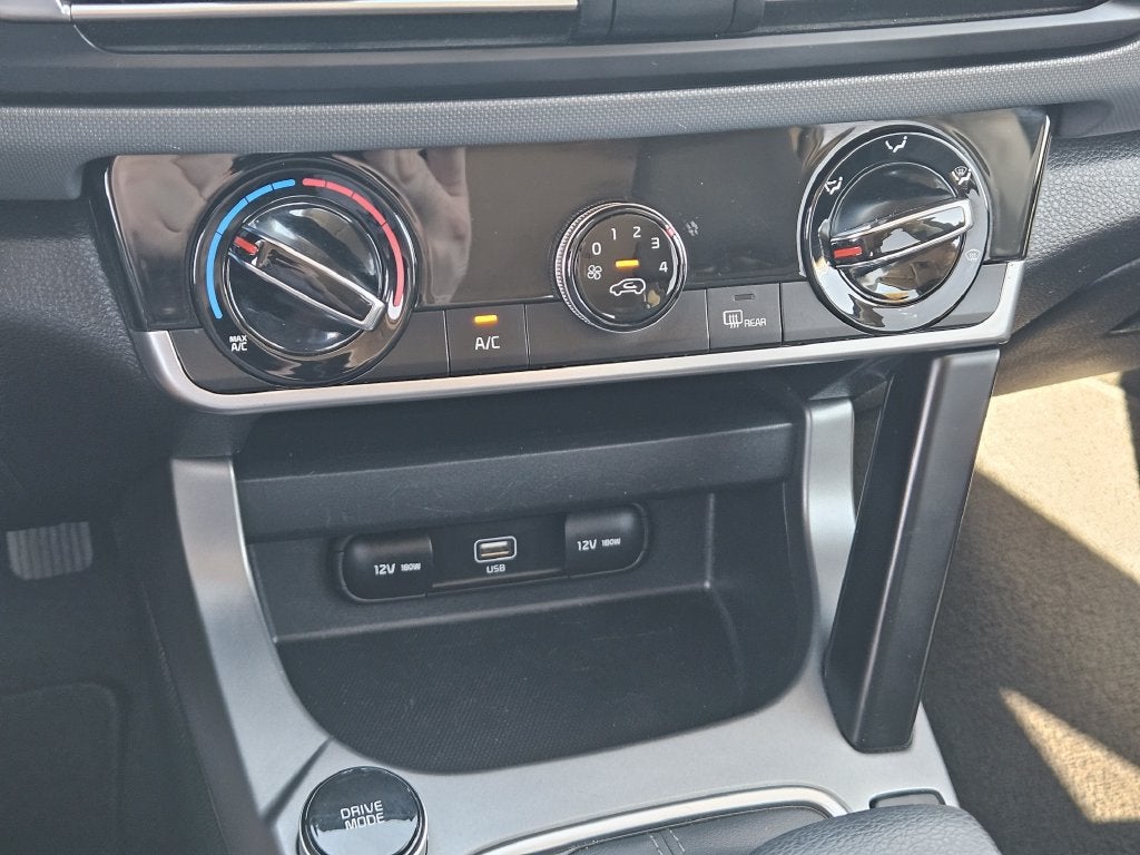 2023 Kia Seltos LX