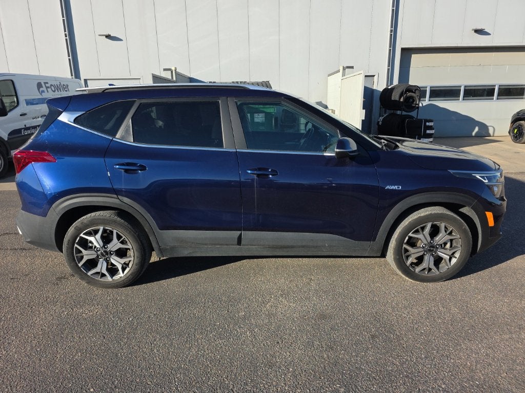2022 Kia Seltos EX