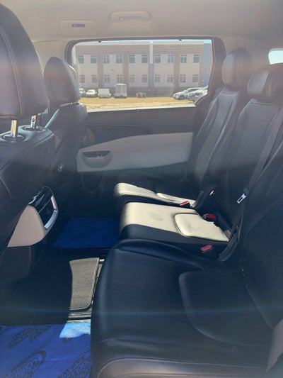 2023 Kia Carnival EX