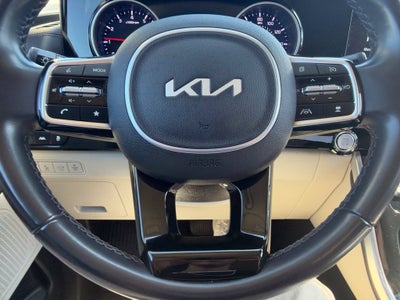 2023 Kia Carnival EX