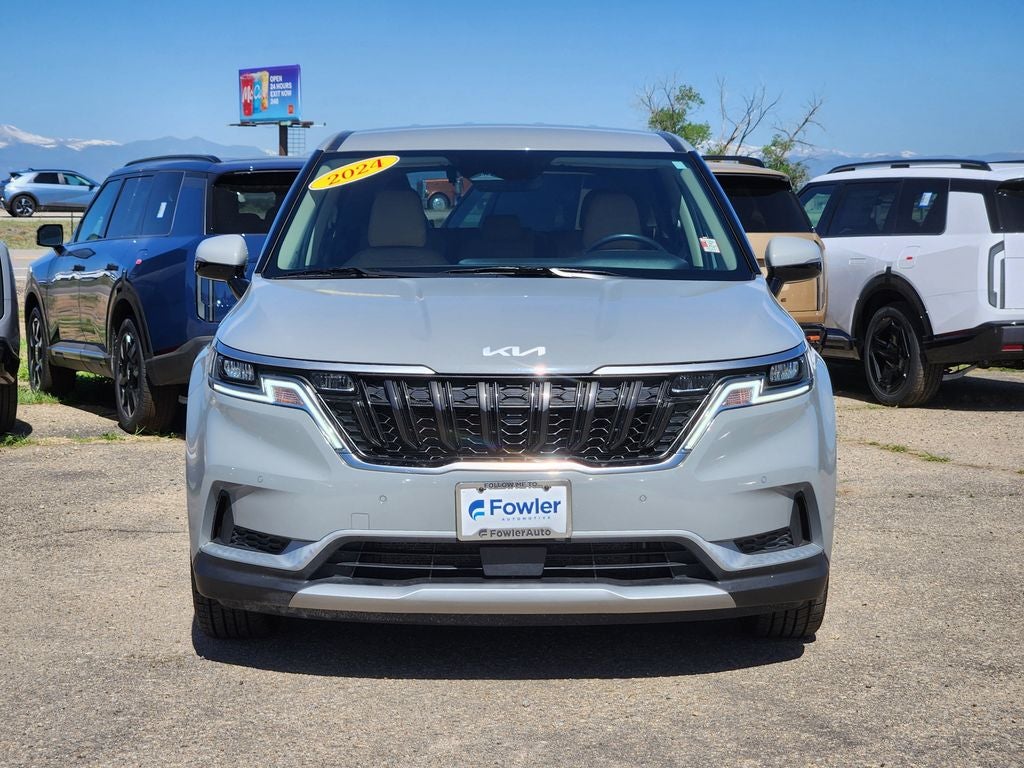 2024 Kia Carnival EX