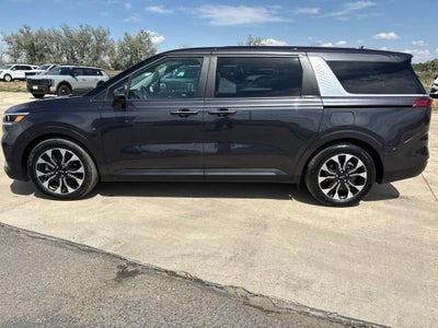 2024 Kia Carnival EX