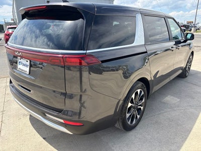 2024 Kia Carnival EX