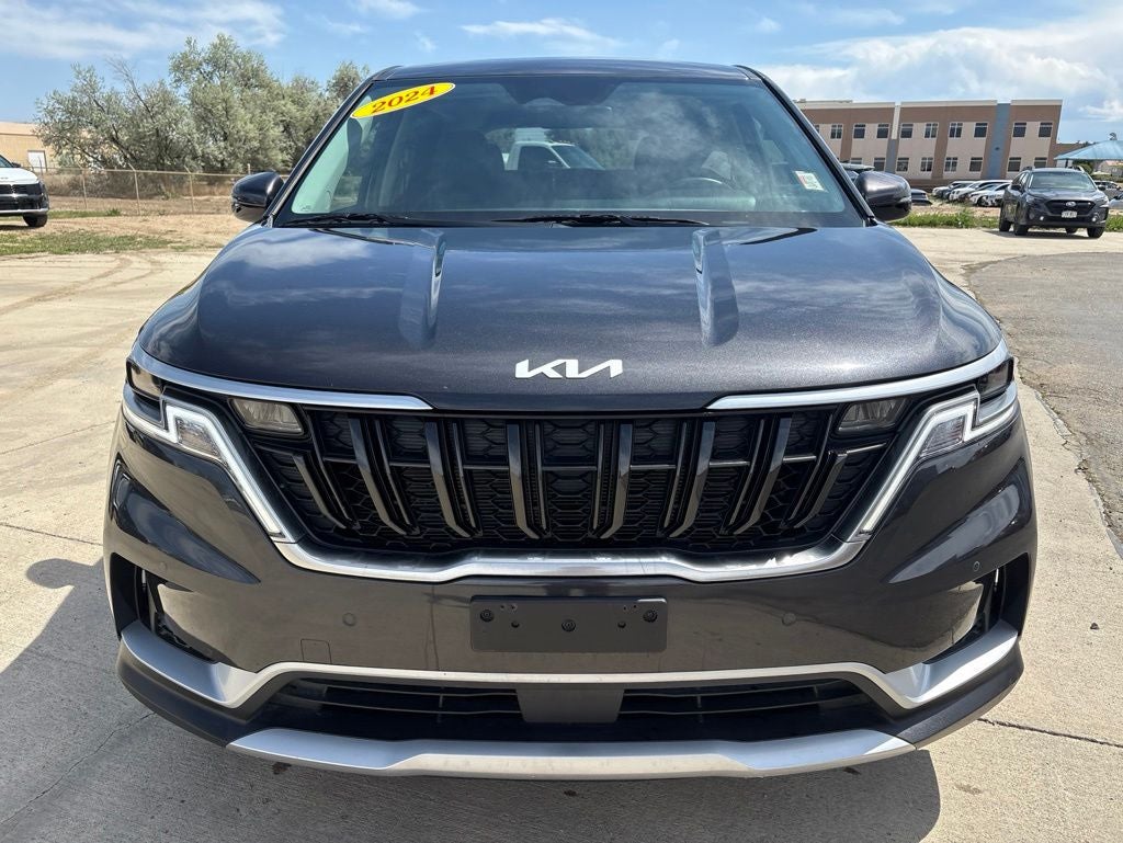 2024 Kia Carnival EX