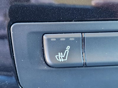 2017 INFINITI QX30 Premium