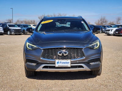 2017 INFINITI QX30 Premium