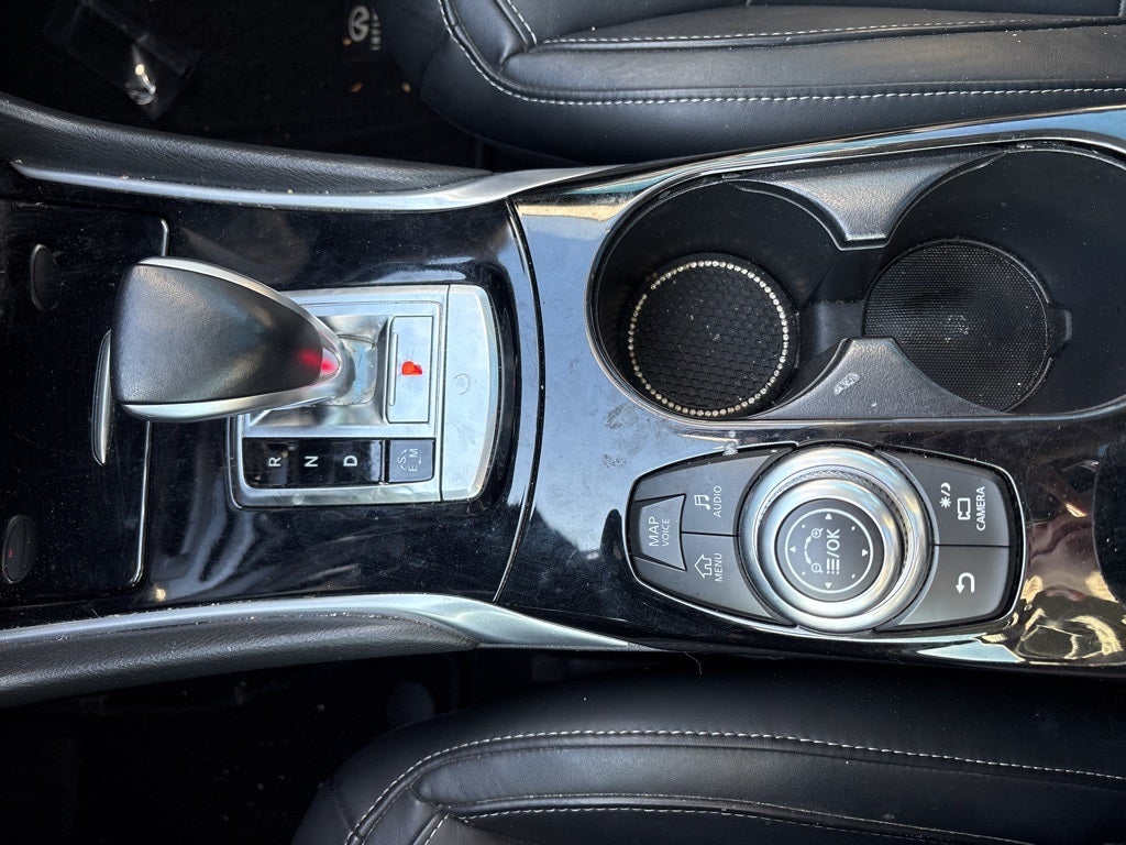 2018 INFINITI QX30 ESSENTIAL