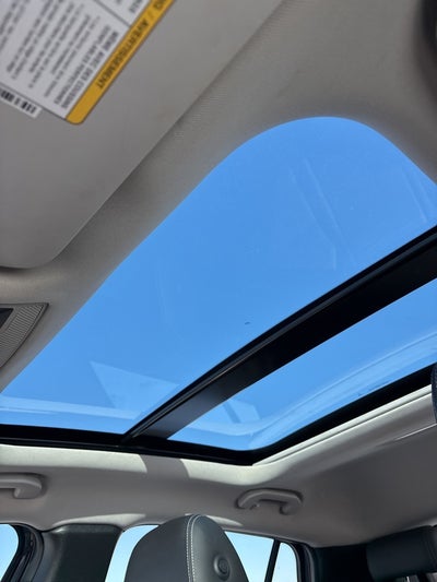 2018 INFINITI QX30 ESSENTIAL