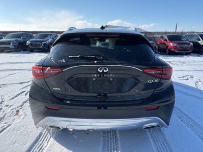 2018 INFINITI QX30 ESSENTIAL