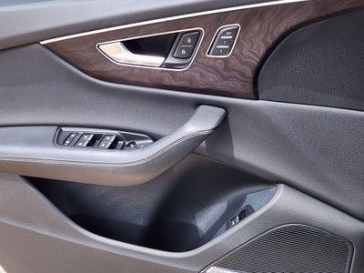 2022 Audi Q8 55 Prestige quattro