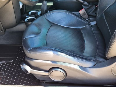 2010 MINI John Cooper Works Base