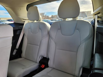 2020 Volvo XC90 T5 Momentum
