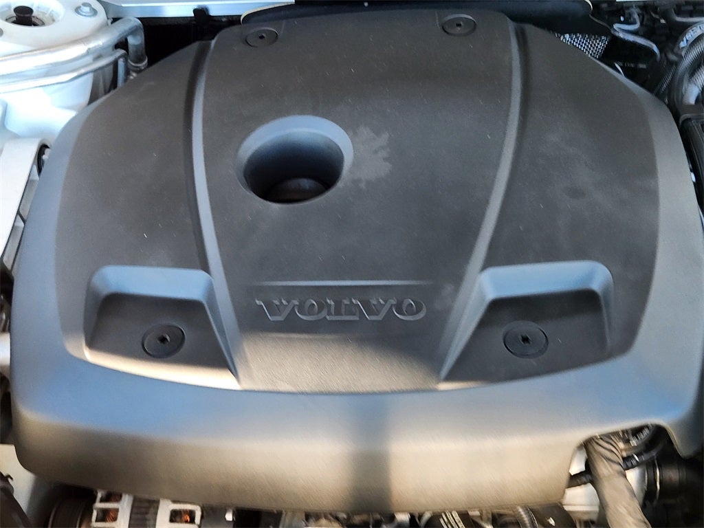 2020 Volvo XC90 T5 Momentum