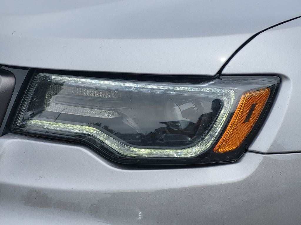 2020 Jeep Grand Cherokee Overland