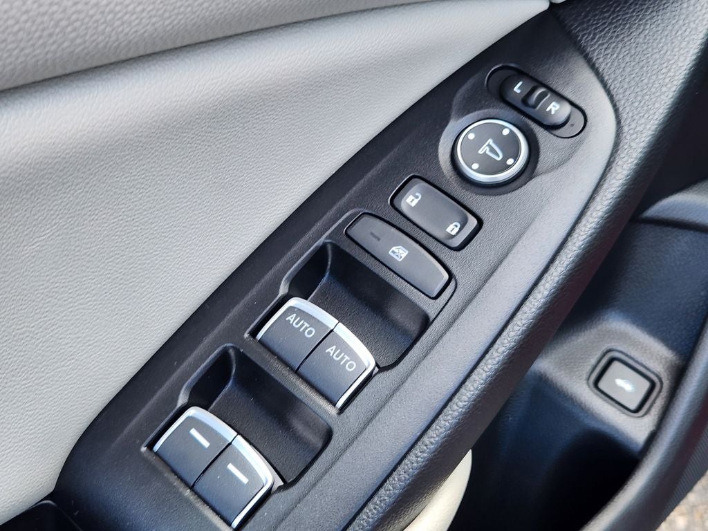 2021 Honda Accord Hybrid EX