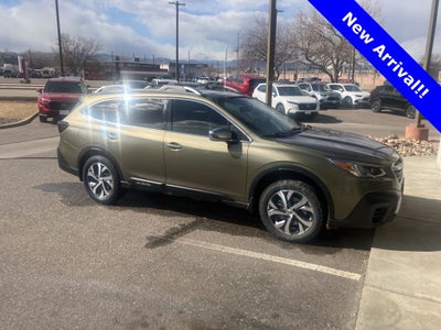 2022 Subaru Outback Touring XT