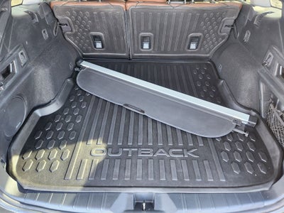 2022 Subaru Outback Touring XT