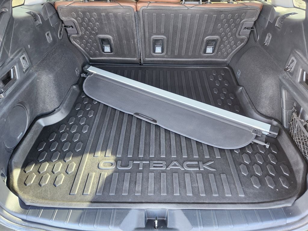 2022 Subaru Outback Touring XT