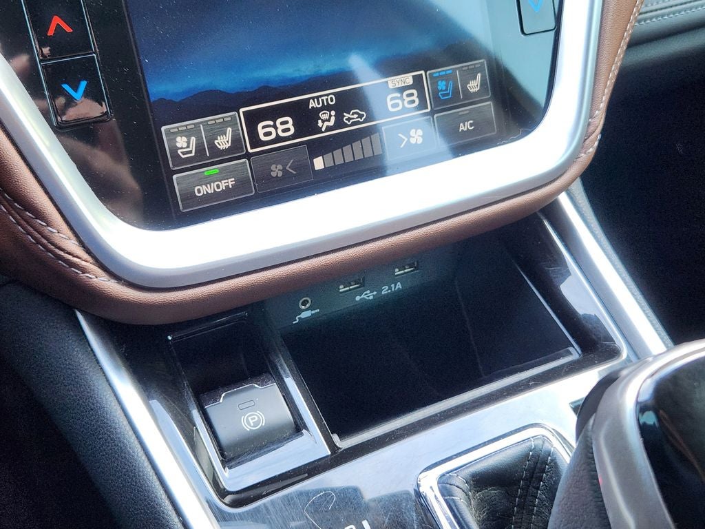 2022 Subaru Outback Touring XT