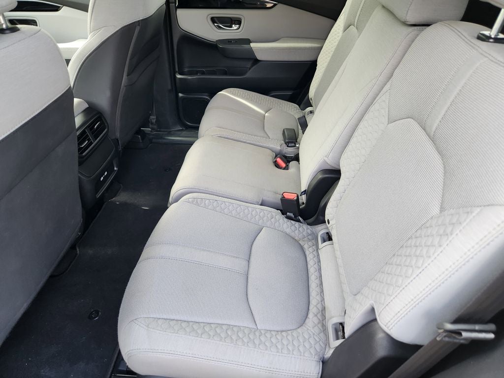 2023 Honda Pilot LX