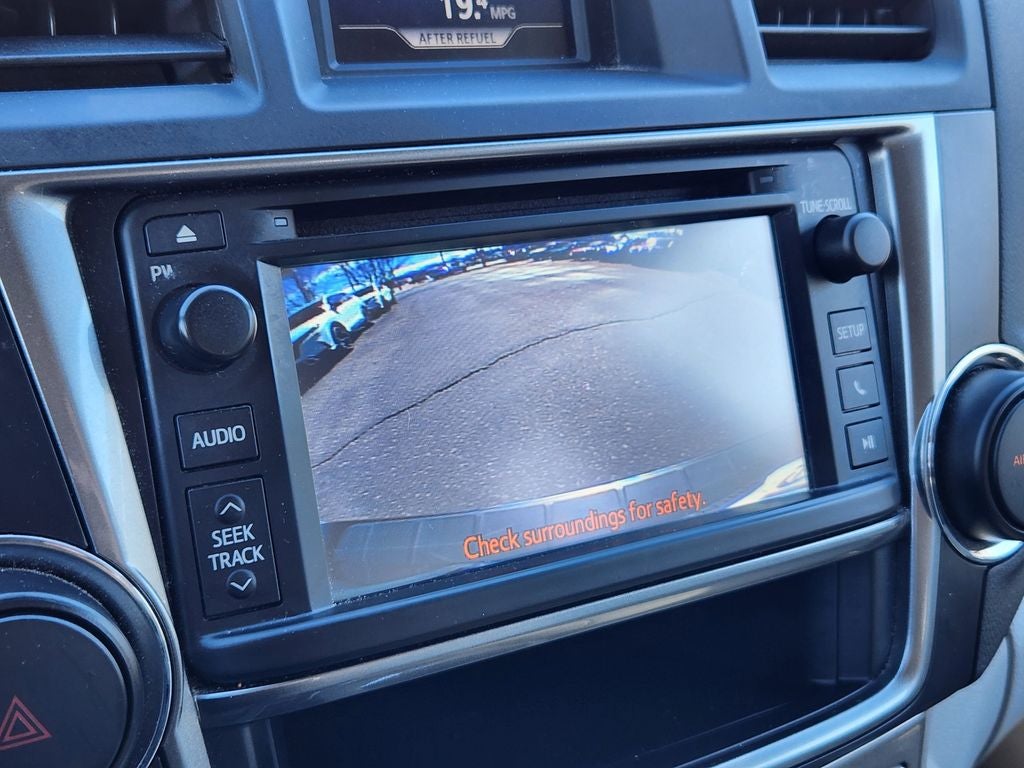 2013 Toyota Highlander SE