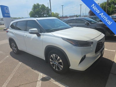 2021 Toyota Highlander XLE
