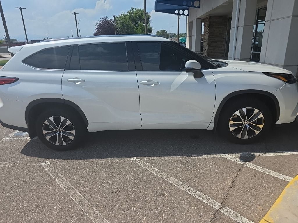 2021 Toyota Highlander XLE