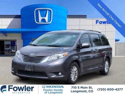2015 Toyota Sienna XLE 8 Passenger