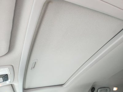 2015 Toyota Sienna XLE 8 Passenger