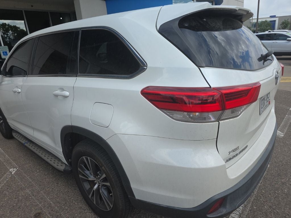 2017 Toyota Highlander LE Plus