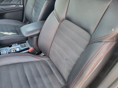 2022 Mitsubishi Outlander PHEV LE