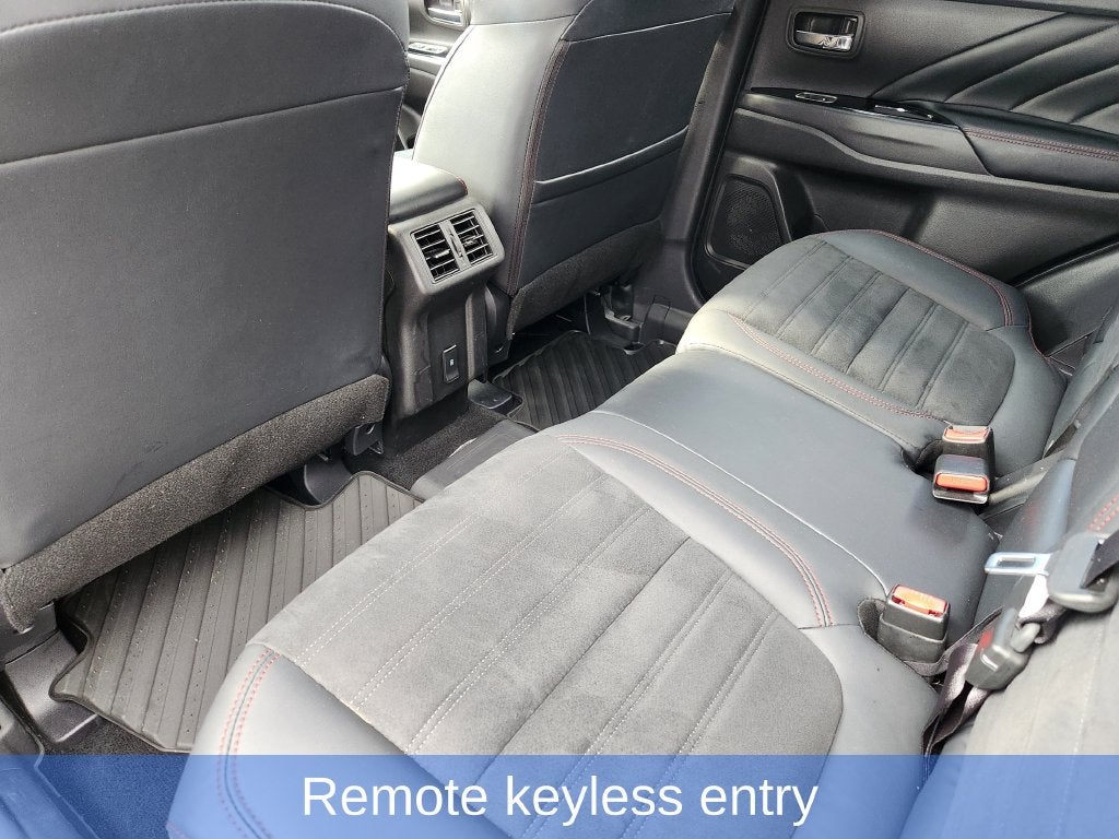 2022 Mitsubishi Outlander PHEV LE