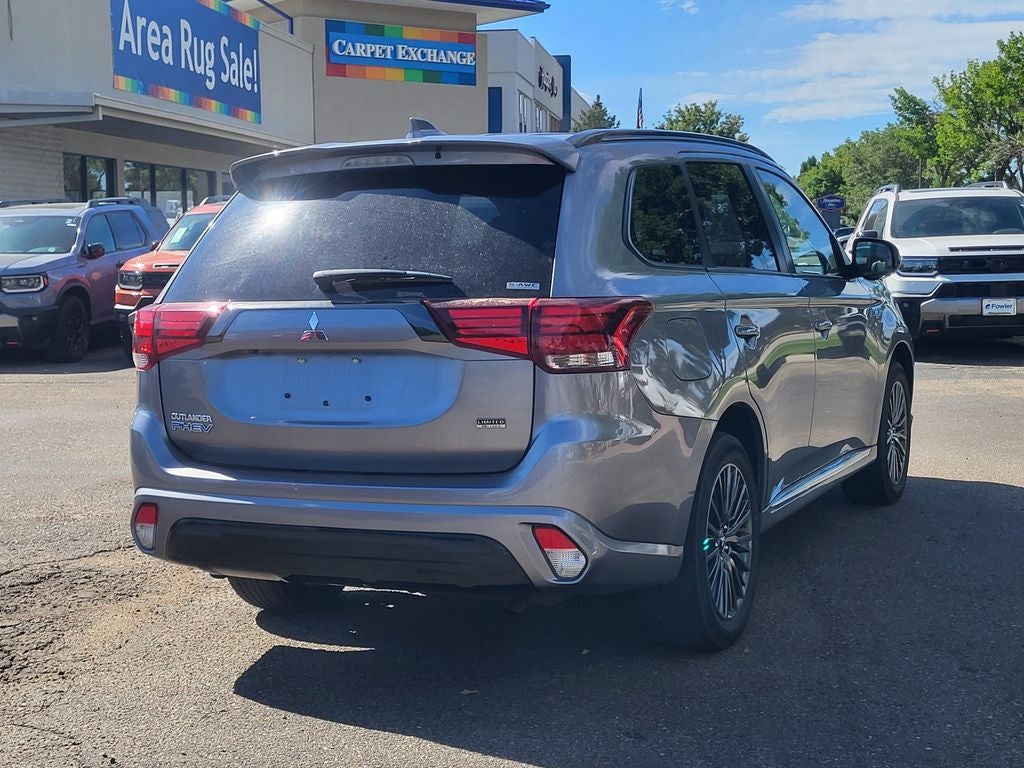 2022 Mitsubishi Outlander PHEV LE
