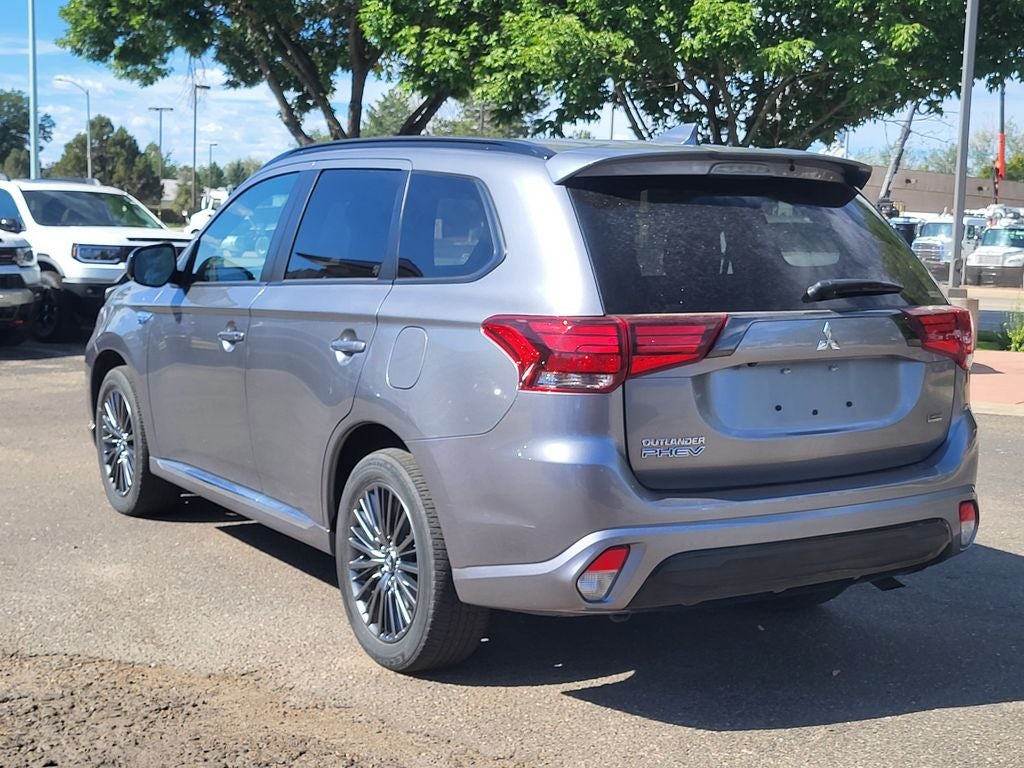 2022 Mitsubishi Outlander PHEV LE