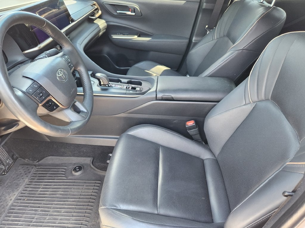 2023 Toyota Crown Platinum
