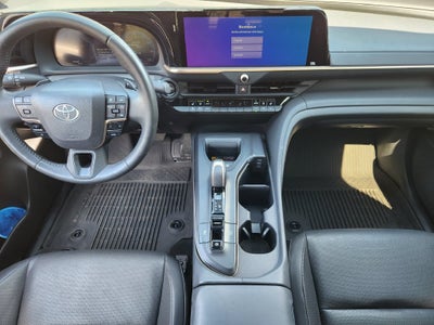 2023 Toyota Crown Platinum