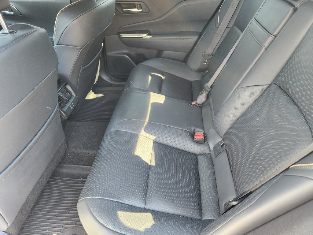 2023 Toyota Crown Platinum