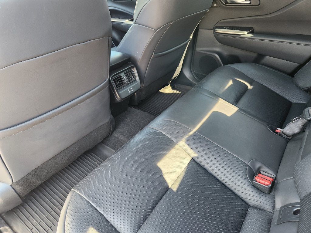 2023 Toyota Crown Platinum