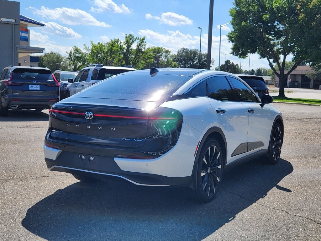 2023 Toyota Crown Platinum
