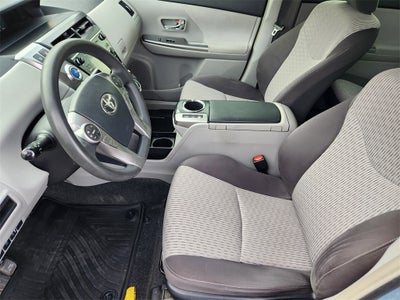 2015 Toyota Prius v Five