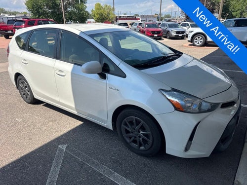 2016 Toyota Prius v Three