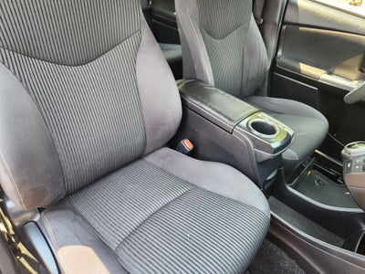 2016 Toyota Prius v Three