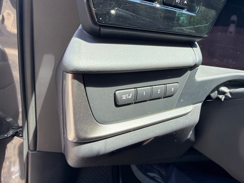2025 Lexus RZ 450e Premium